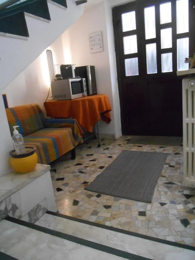 Couette-café Bed and Breakfast Le Rose Malpensa à Busto Arsizio