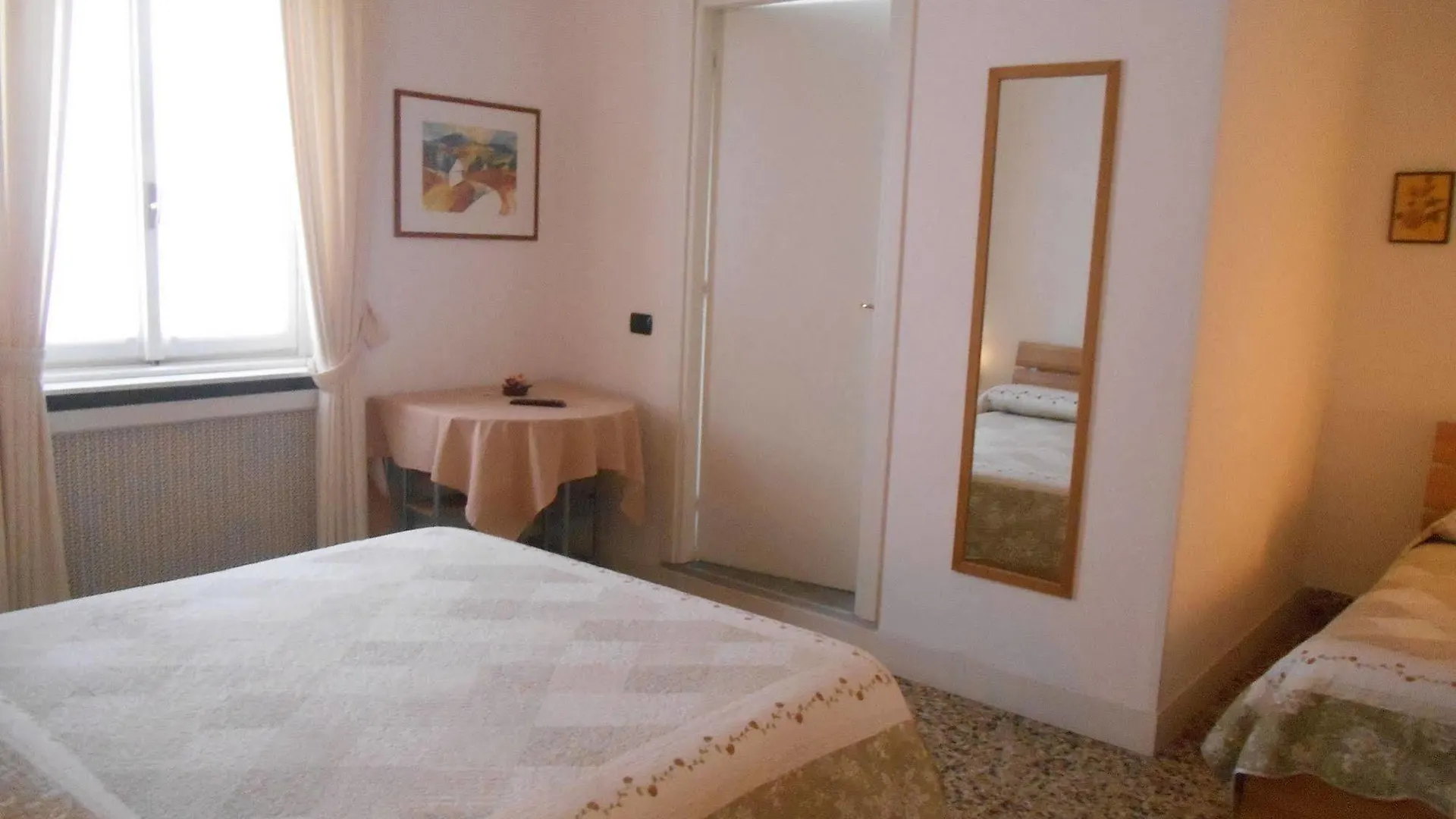 Le Rose Malpensa Bed & Breakfast Busto Arsizio